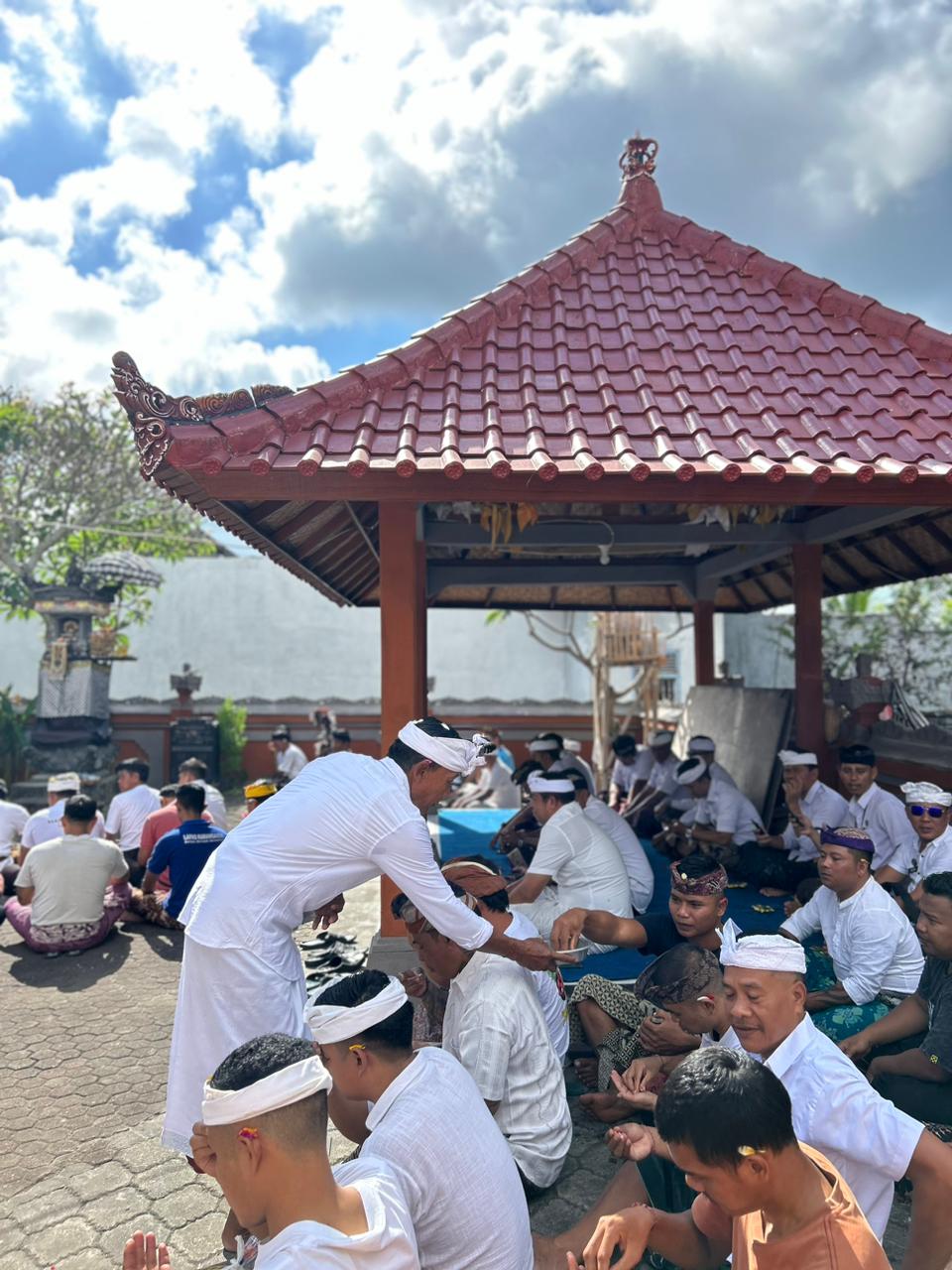 HARI PURNAMA