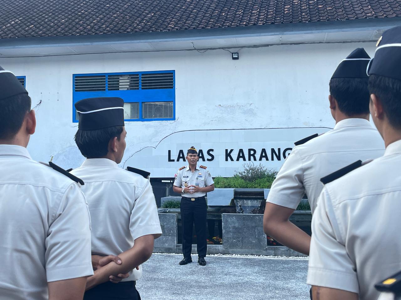 LANGKAH PERDANA KALAPAS KARANGASEM, BERIKAN ARAHAN DAN SATUKAN TEKAD MEWUJUDKAN LAPASKA MERAIH WBK !